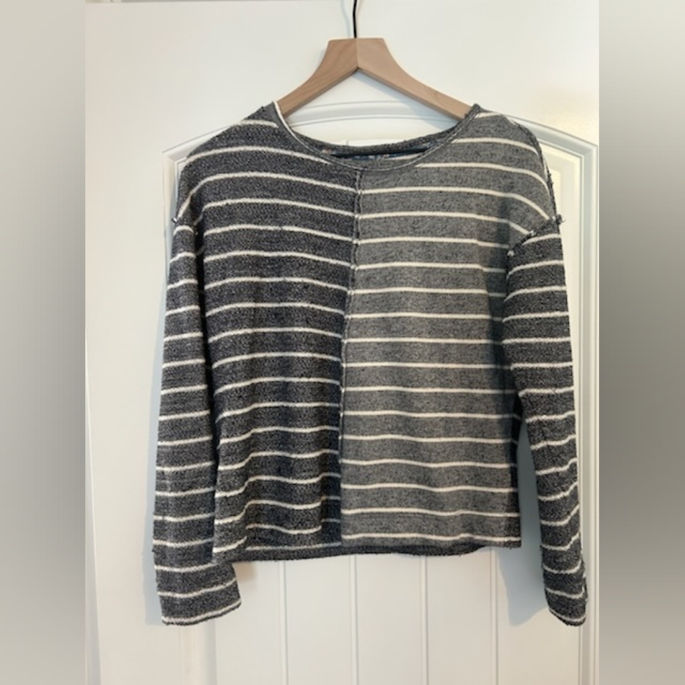 Anthropologie Devin Sweatshirt